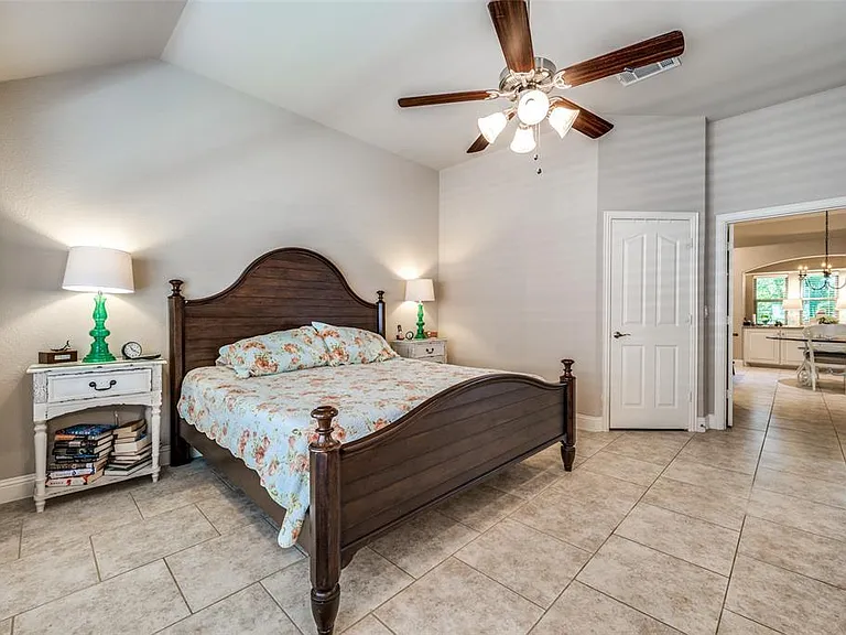 928 Lighthouse Ln — Photo 13