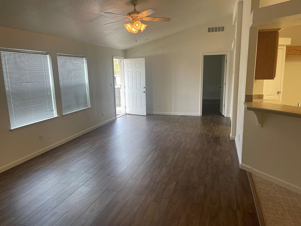 867 Santa Fe Ave Hughson, CA, 95326 Apartments for Rent Zillow