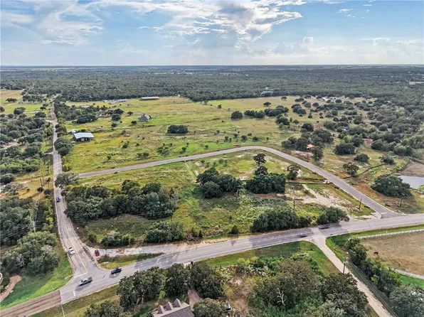 5463 Cedar Elm Dr, College Station, TX 77845