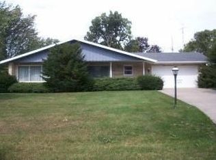 889 E Lilac Rd, Beloit, WI 53511