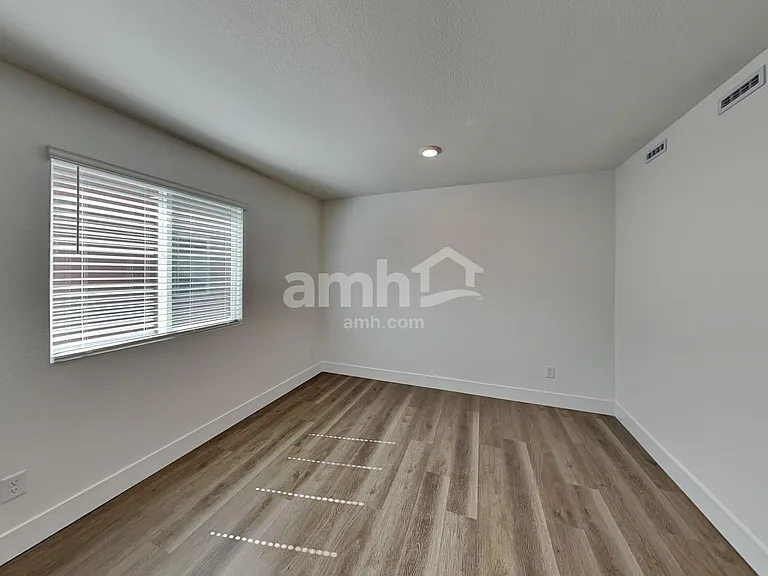 8386 Flagpole Loop Ave — Photo 12