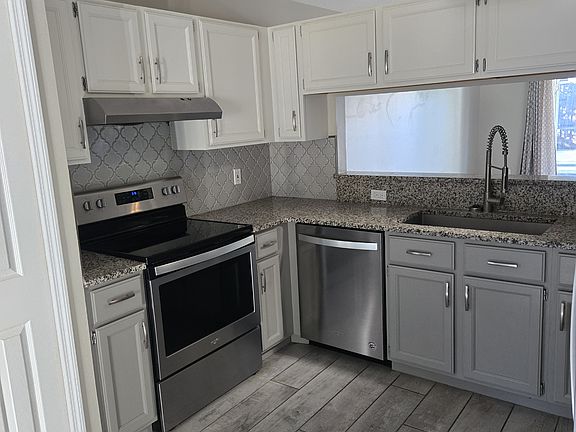 3rd image of 646 Brightview Dr