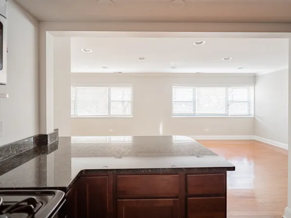 515 Sheridan, 515 Sheridan Rd APT 103, Evanston, IL 60202