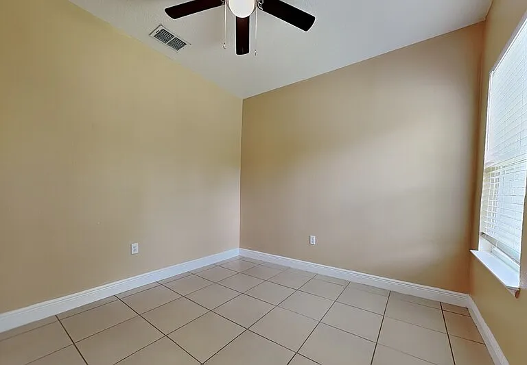 5017 SW 165th Street Rd — Photo 11