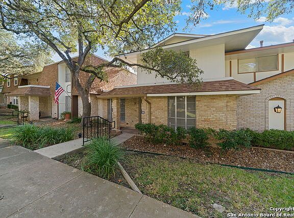 3rd image of 6106 Vance Jackson Rd APT 50