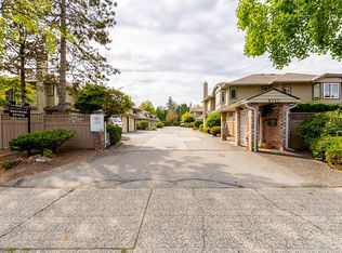 9727 152b St #4, Surrey, BC V3R 0G5