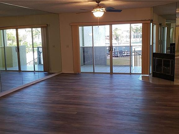 3rd image of 1100 Pinellas Bayway S APT J2