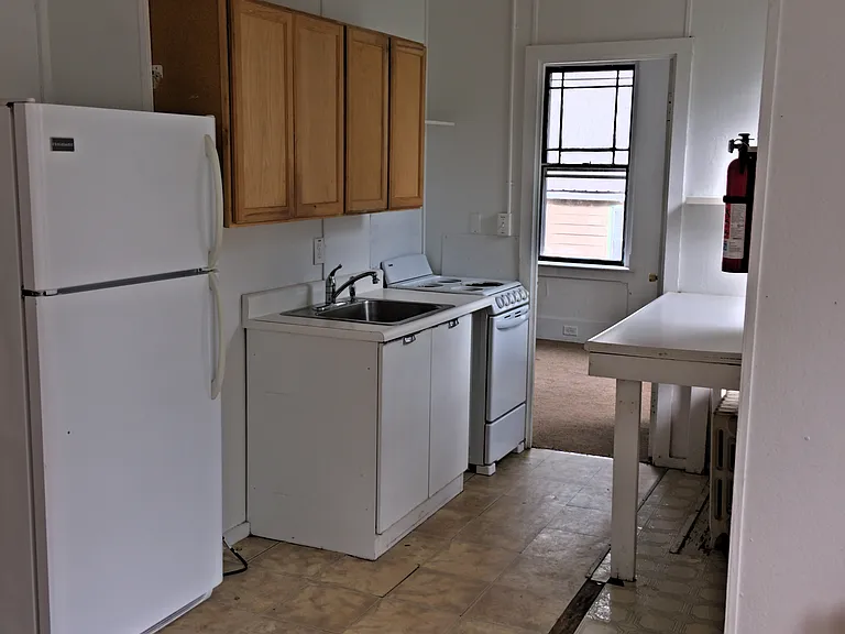 205 S Prospect St #4 — Photo 3
