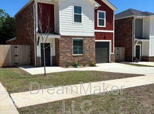 909 Riva Pkwy, Norman, OK 73071