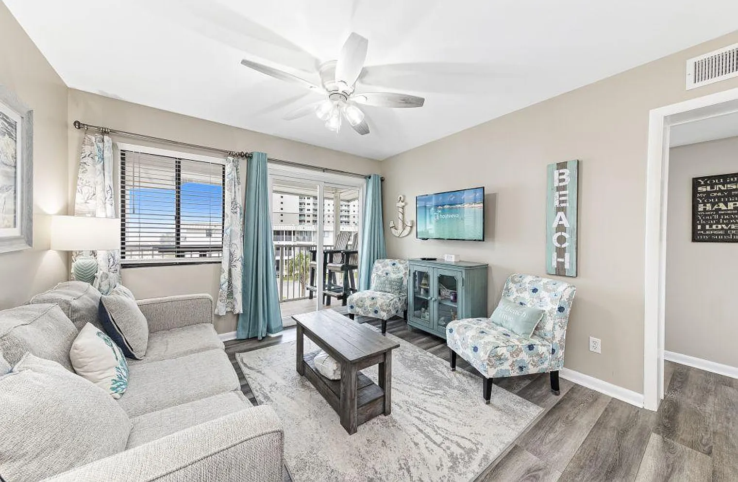 2 bed, 2.0 bath, 796 sqft, $3,409 — Photo 2