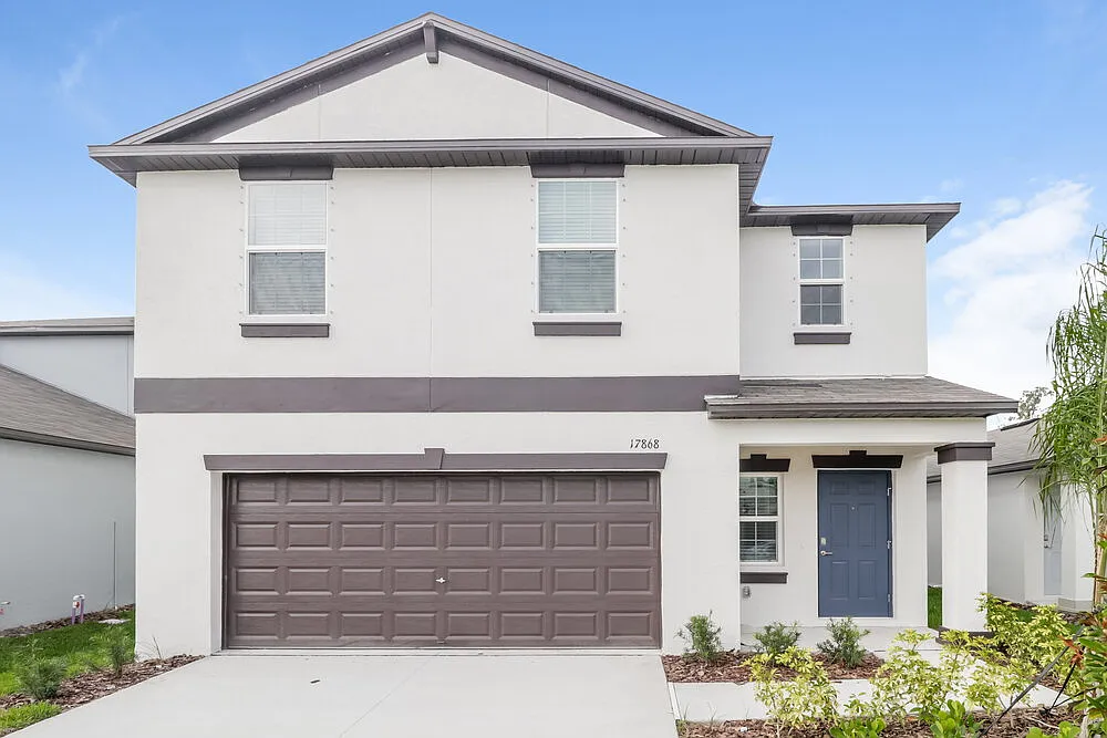 4 bed, 2.5 bath, 1871 sqft, $4,240 — Photo 1