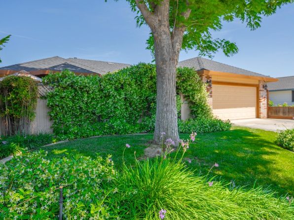 2028 Princeton Ct, Los Banos, CA 93635