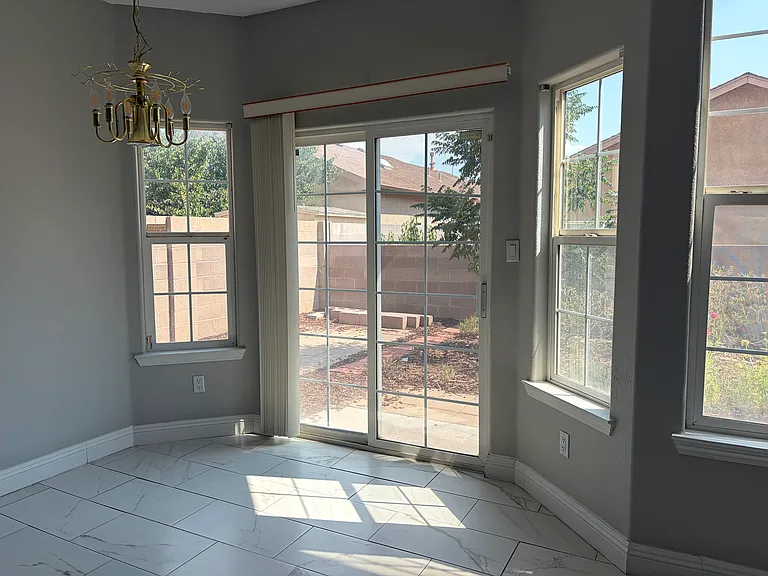 7320 Tricia Rd NE — Photo 3