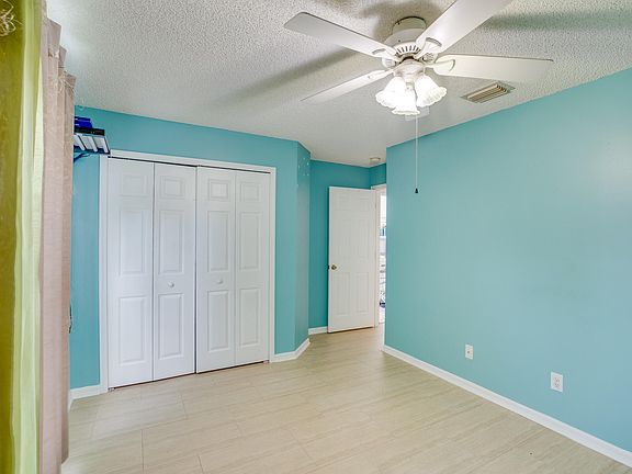 3rd image of 1251 Cypress Bend Cir