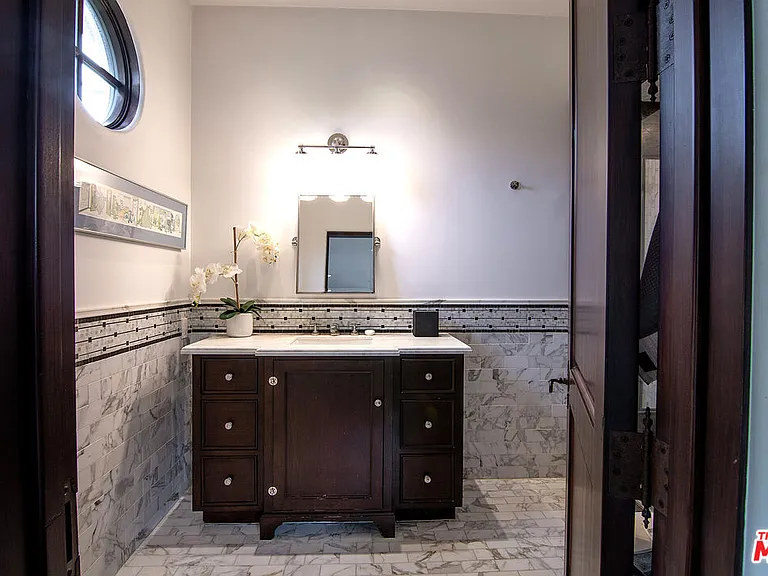 1221 Minorca Dr — Photo 26