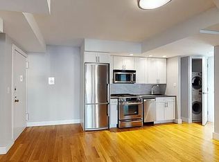 312 E 52nd St #2C, New York, NY 10022