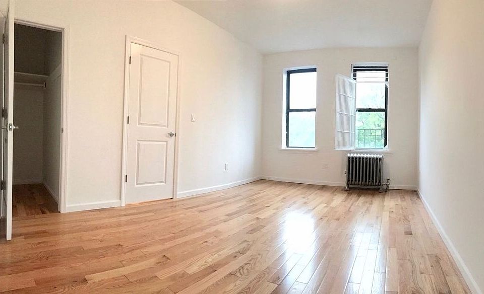 1st image of 160 Fenimore St APT 4A