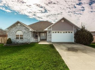 6 W Bluff Ln, Holiday Island, AR 72631