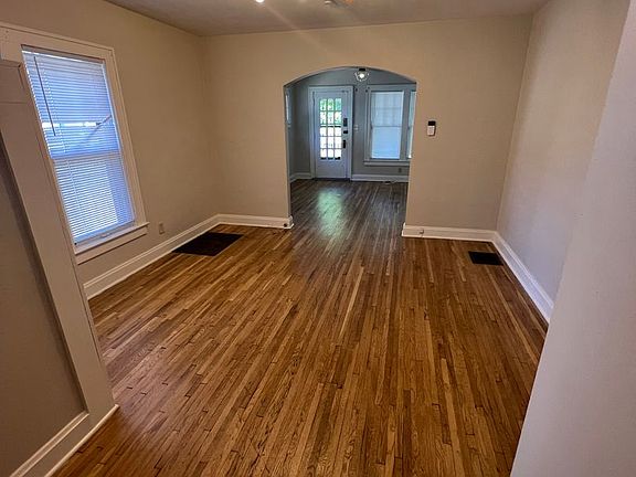 3rd image of 1711-1713 S 3rd St #1711