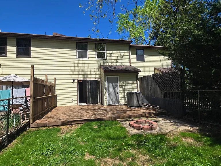 878 Williams Pl — Photo 23