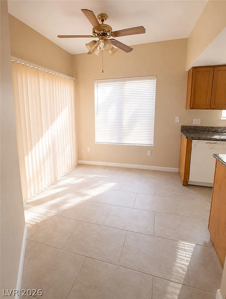 2 bed, 2.0 bath, 821 sqft, $1,280 — Photo 4