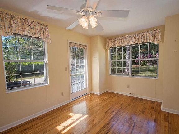 3rd image of 3024 Brandemere Dr