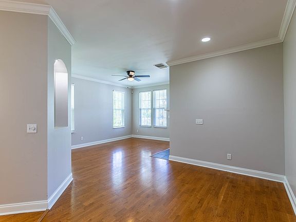 2nd image of 4316 Summercrest Blvd APT 512
