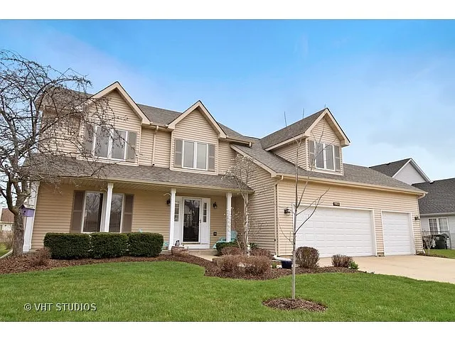4905 Castaway Ln photo 1