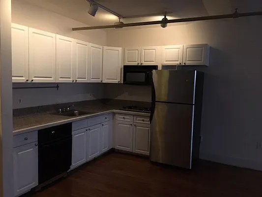 Rented by Pearl Realty Management LLC | media 13