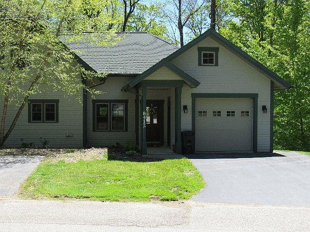 1st image of 8412 Canterbury Dr