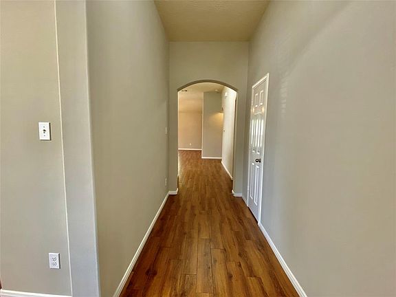 5th image of 11807 Green Colling Park Dr