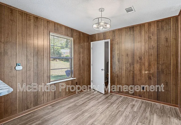 3615 Goldfinch Dr — Photo 11