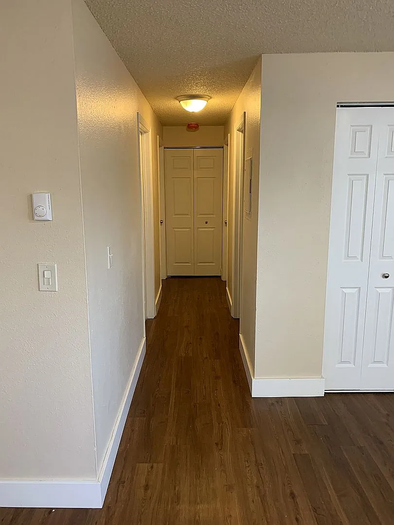 3 bed, 1031 sqft, $1,795 — Photo 2