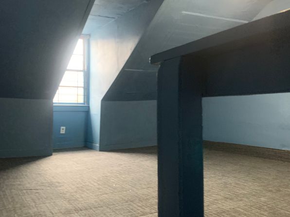 324 E Centre St #2, Shenandoah, PA 17976