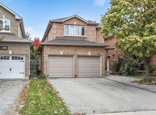 527 Doubletree Ln, Newmarket, ON L3X 2L3