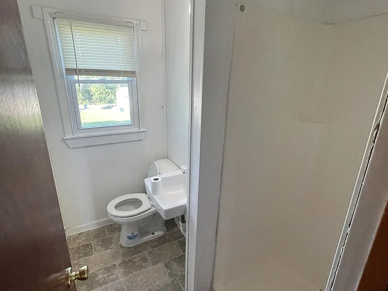 8300 Center Dr — Photo 3