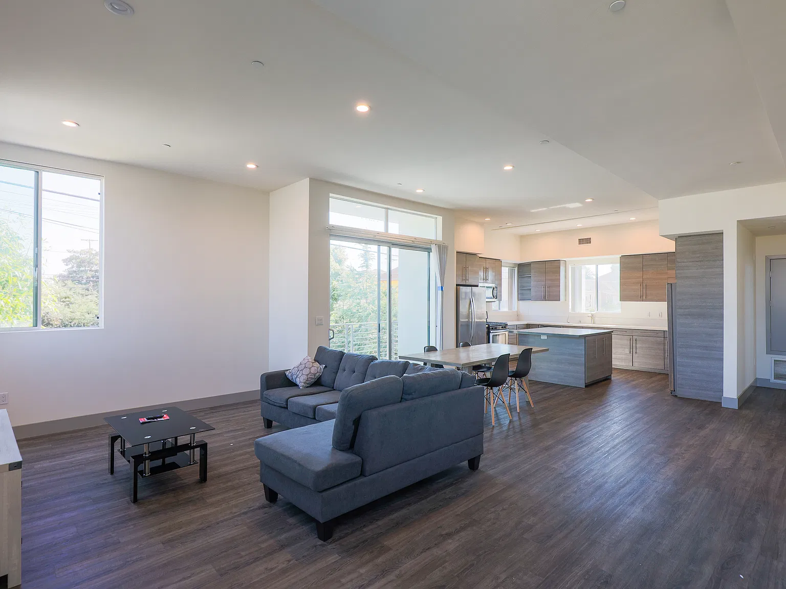 Gemini Townhomes — Photo 4