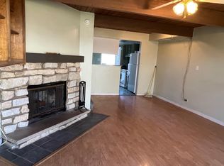 477 Meadow Green Ln, Round Lake Beach, IL