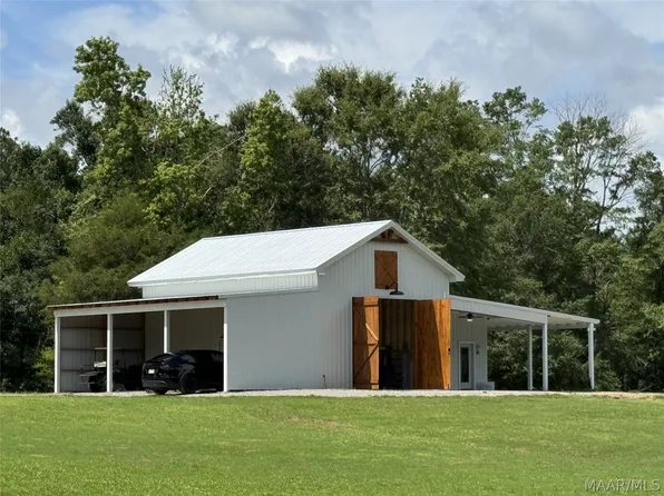 840 Shamrock Rd, Luverne, AL 36049
