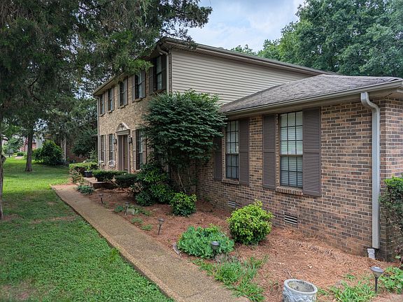 2nd image of 336 Clearlake Dr W