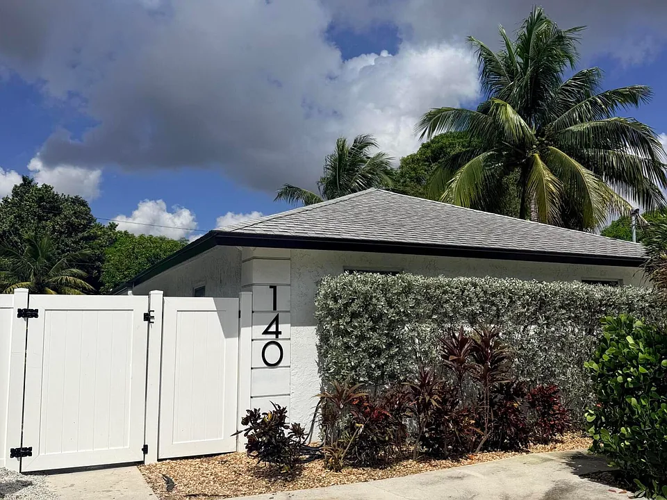 140 SW 5th Ave