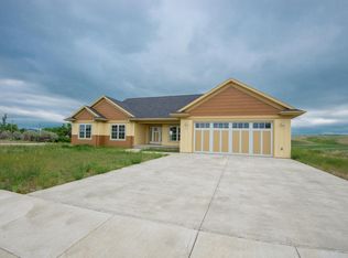 98 20th St, Havre, MT 59501