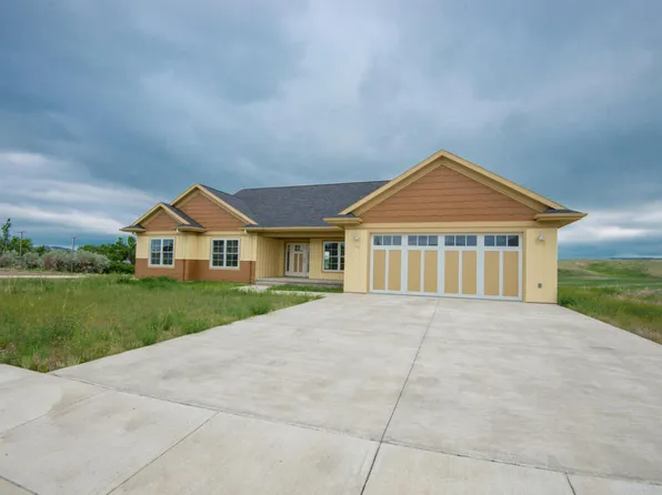 98 20th St, Havre, MT 59501