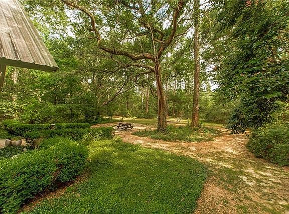 5th image of 76163 Louis Quave Rd