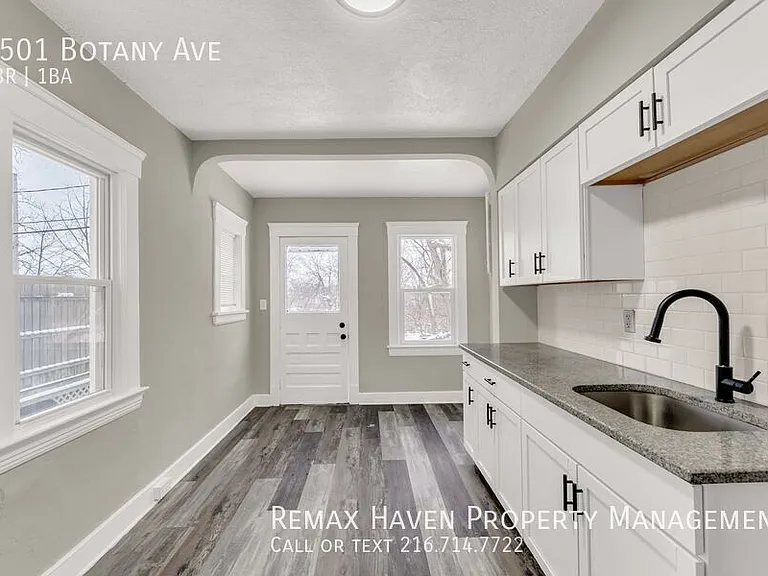 1501 Botany Ave — Photo 12