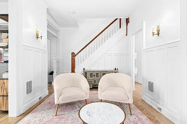 Sold by Compass | media 3