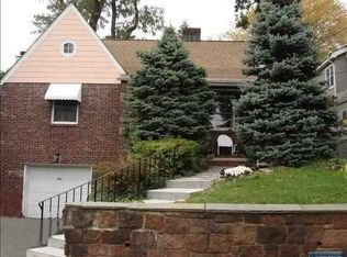 251 Williams Ave, Hasbrouck Heights, NJ 07604