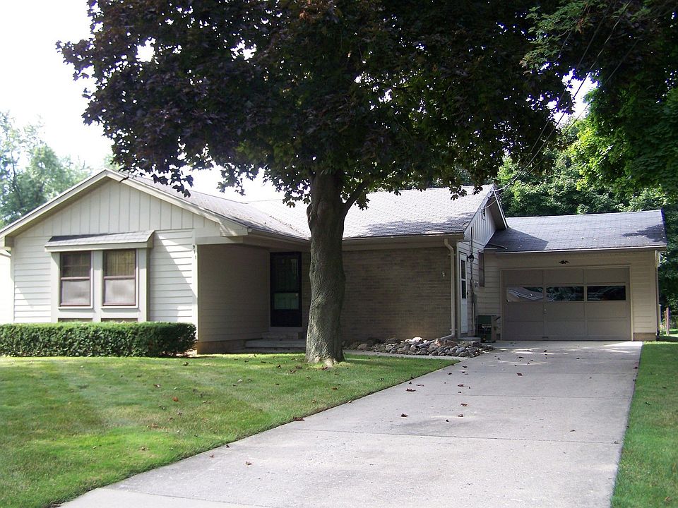 911 Bretton Rd, Lansing, MI 48917 Zillow