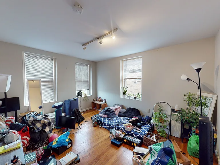 54 Kelly Rd #2L — Photo 1