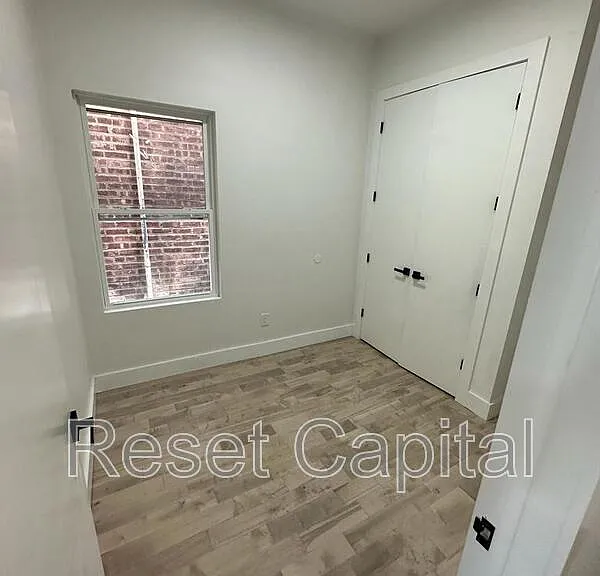40 Johnston Ave — Photo 3